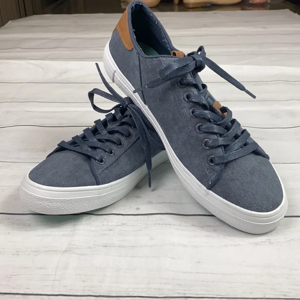 Bench Casual Denim Sneakers Sz 41